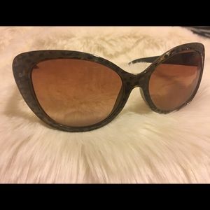 Betsey Johnson Leopard/Cheetah Sunglasses
